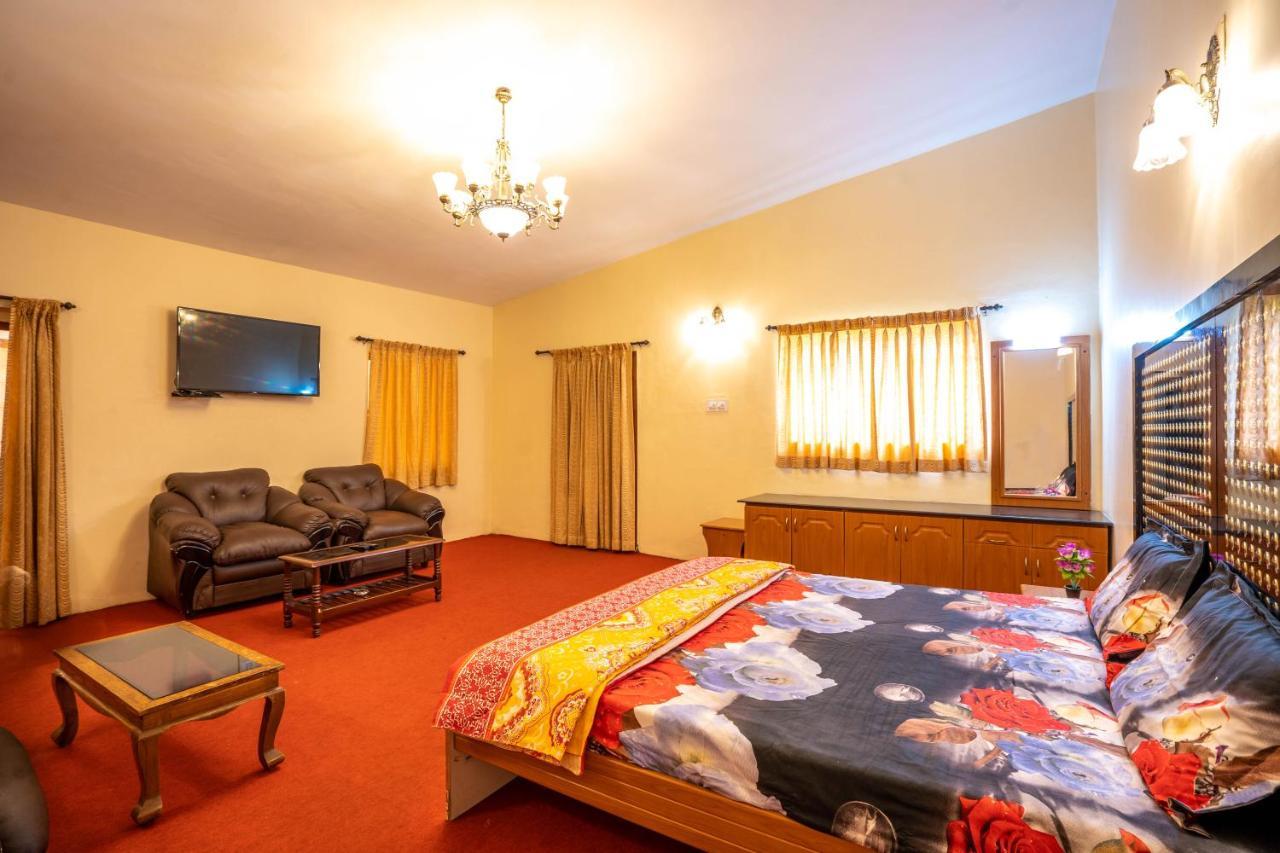 Hotel Tamilnadu - Ooty 1 エクステリア 写真